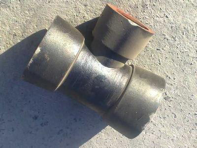 老房子嘉峪关铸铁管下水漏水怎么处理